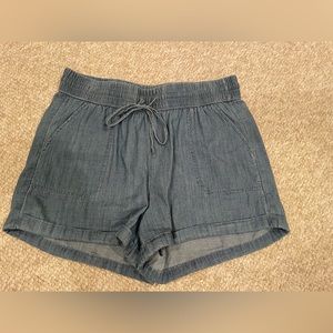 Hollister Women’s Shorts - size small